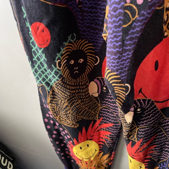 Farm Rio X Smiley Pop Jungle Smiley® Sweatpants - Picture 15 of 15